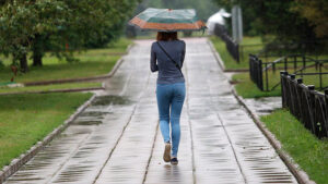Часть Украины накроет дождями: синоптик предупредила об изменении погоды