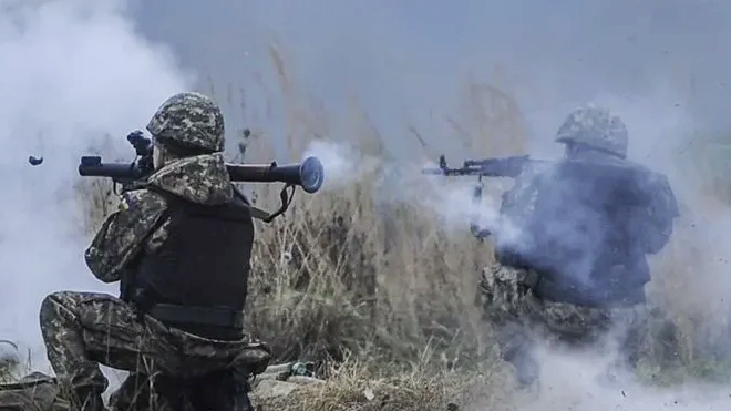 В Донбассе возобновились бои
