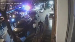 ՏԵՍԱՆՅՈՒԹ. Ինչպես է Երևանի 17-ամյա բնակիչը ոստիկաններից փախուստի դիմելիս հարվածում 7 մեքենայի